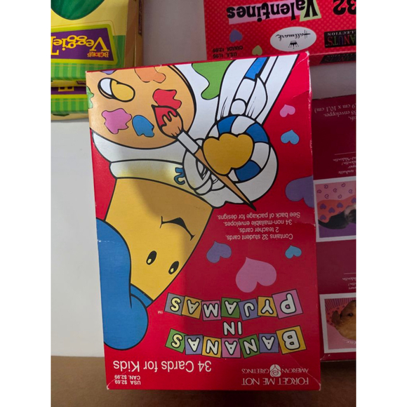 Lot of 10 Assorted Valentine's Day Cards sailor moon looney tunes batman vintage - Picture 14 of 16